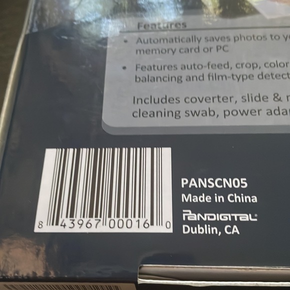 NIB Pandigital Photo, Slide, and Negative Converter - Picture 12 of 14